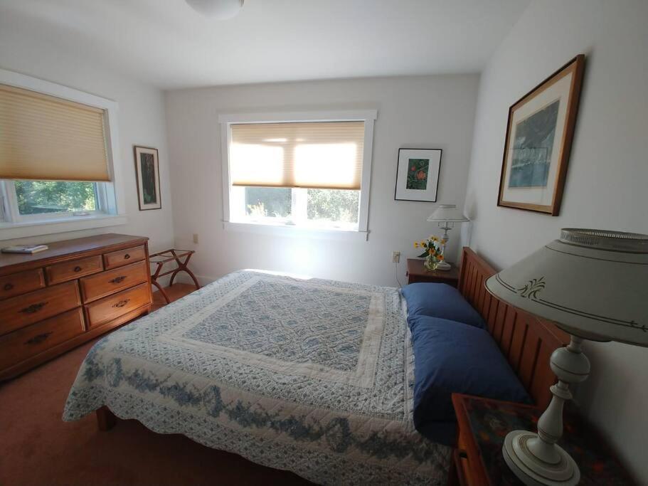 Spacious Country Retreat Close To Town And Nature, Sylvana Farm Vt Montpelier Kültér fotó